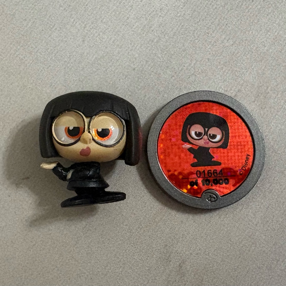 Disney Doorables Series 9 Edna Mode #1664 Limited Edition